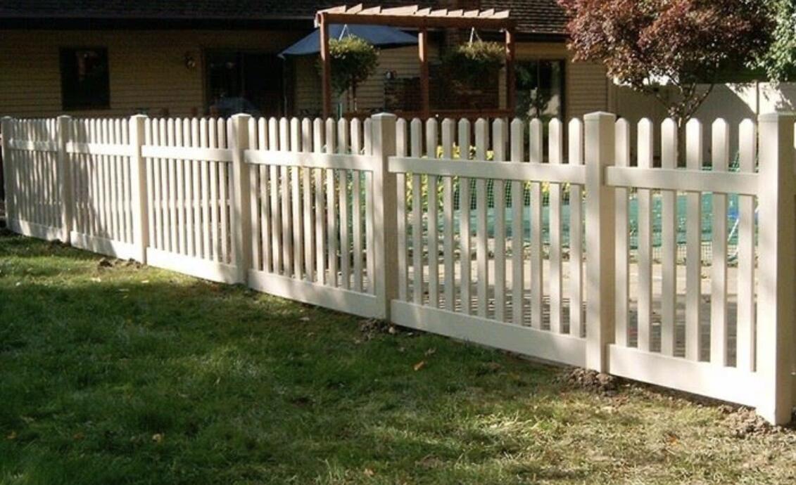 PVC Garden Picket Fence